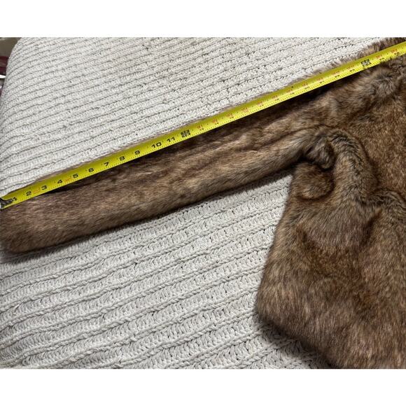 NWT Hollister Y2K Faux Fur Jacket Open Front Crop Womens M Brown Bomber Mob Wife - Picture 5 of 10